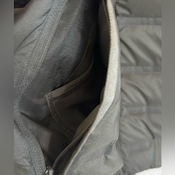 Lululemon Down & Around Green Bomber Jacket (Reversible) Sz 8 - Picture 8 of 15